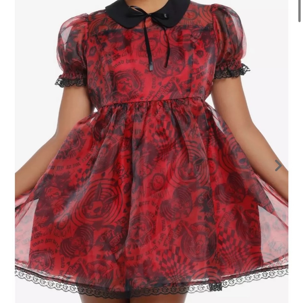 Social Collision Alice in Wonderland Organza Dress